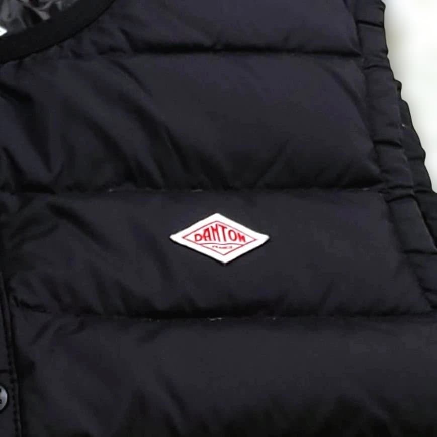 美品☆DANTON　ダントン　ダウンベスト　インナー　黒　クルーネック　XS