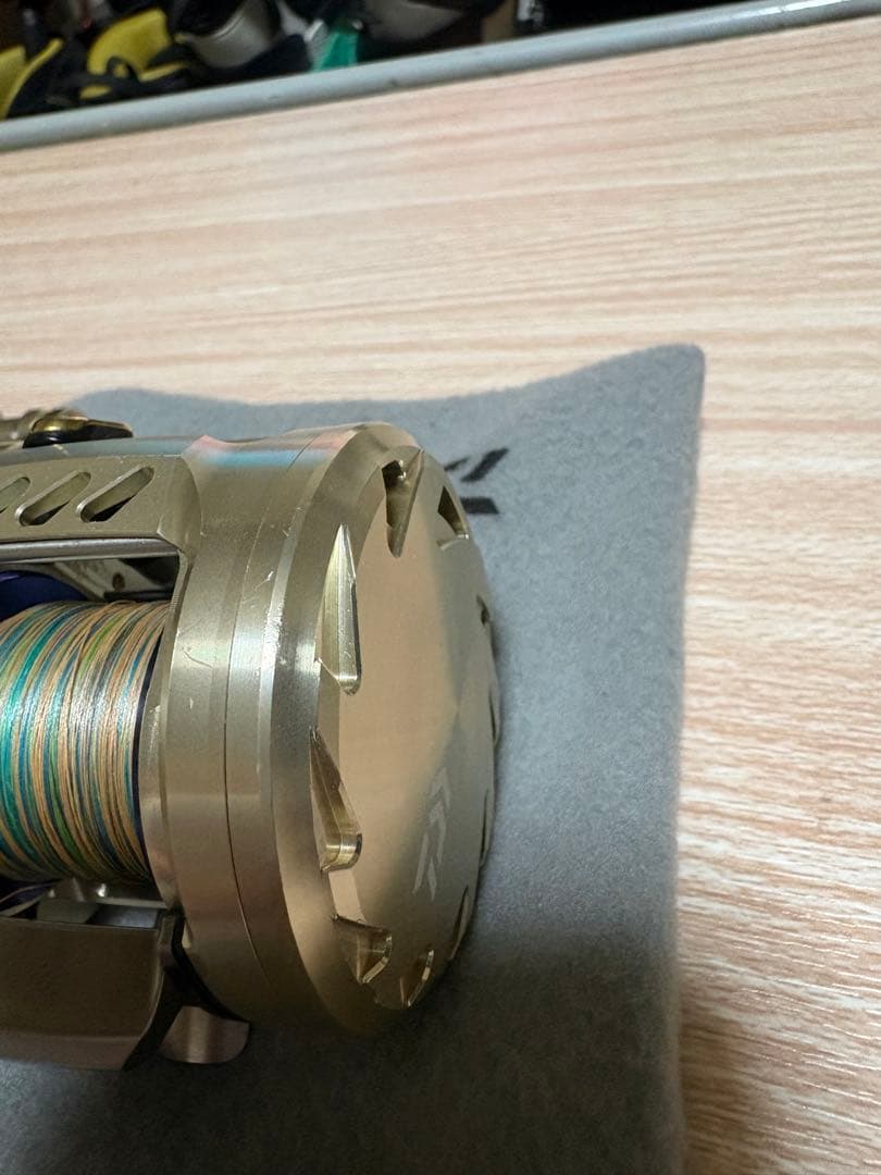 リール DAIWA MILLIONAIRE BASARA 200H-L