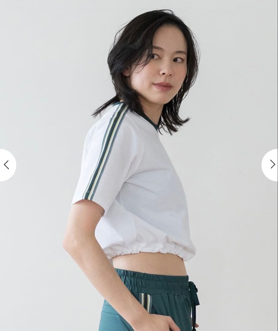 【SUKALA】ラインクロップドTee