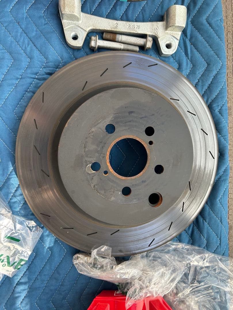 走行1000km GR86(ZN8) GRモノブロックブレーキキット　エンドレス