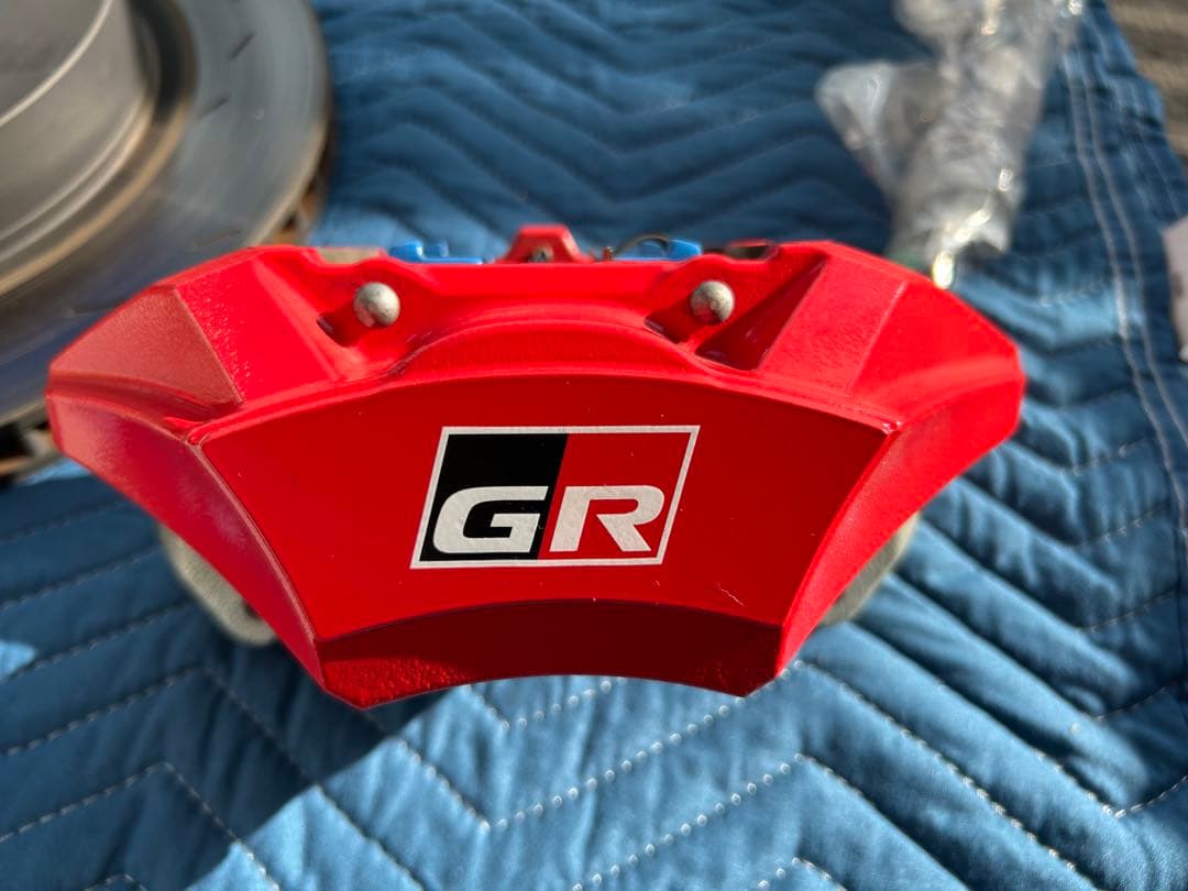 走行1000km GR86(ZN8) GRモノブロックブレーキキット　エンドレス