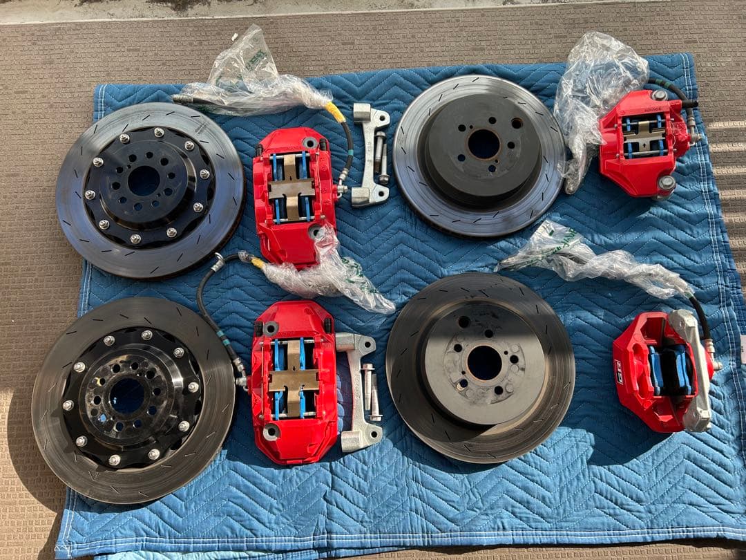 走行1000km GR86(ZN8) GRモノブロックブレーキキット　エンドレス