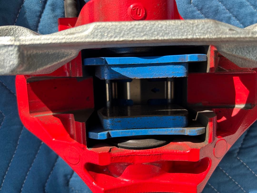 走行1000km GR86(ZN8) GRモノブロックブレーキキット　エンドレス