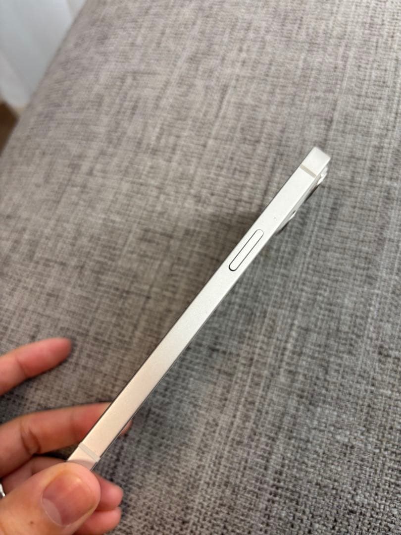 iPhone 13 スターライト 128GB 美品