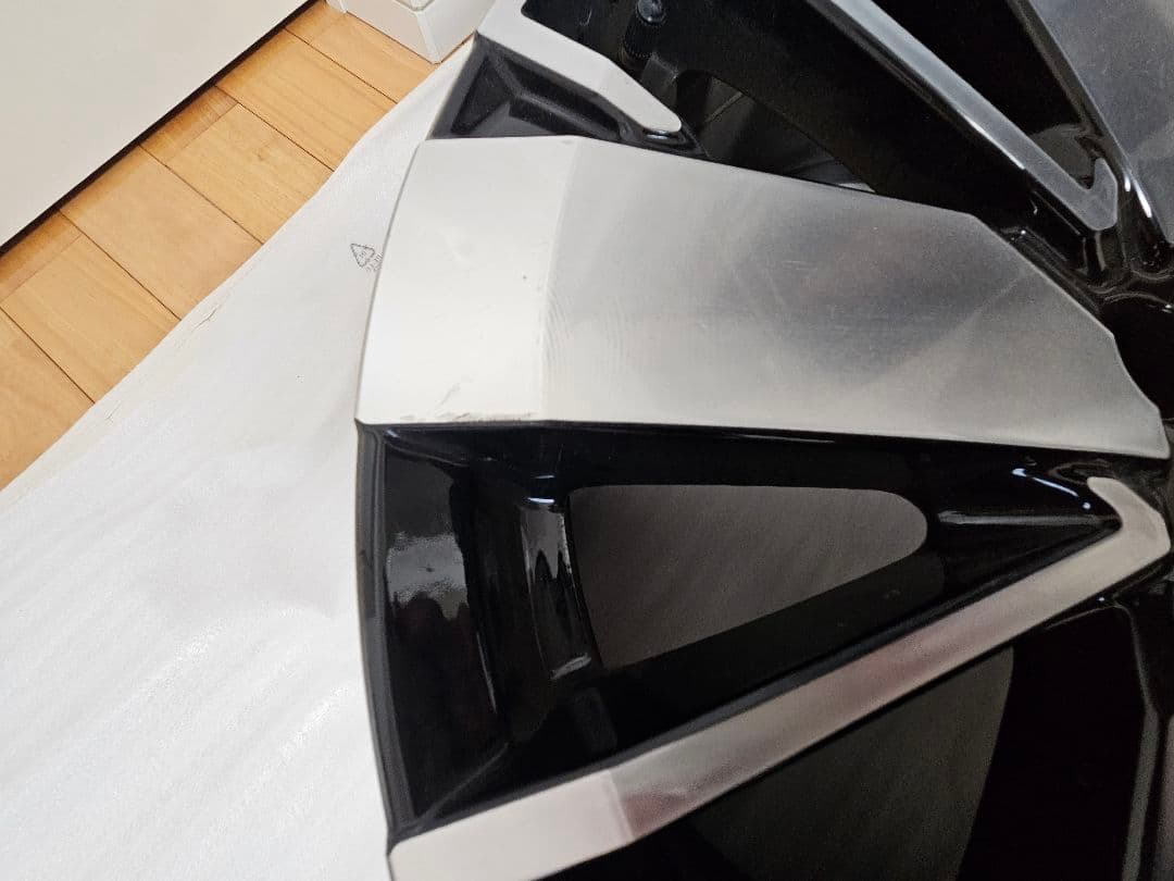 ピ*り様 三菱アウトランダー アルミホイール 1本 5H 114.3 20 8J