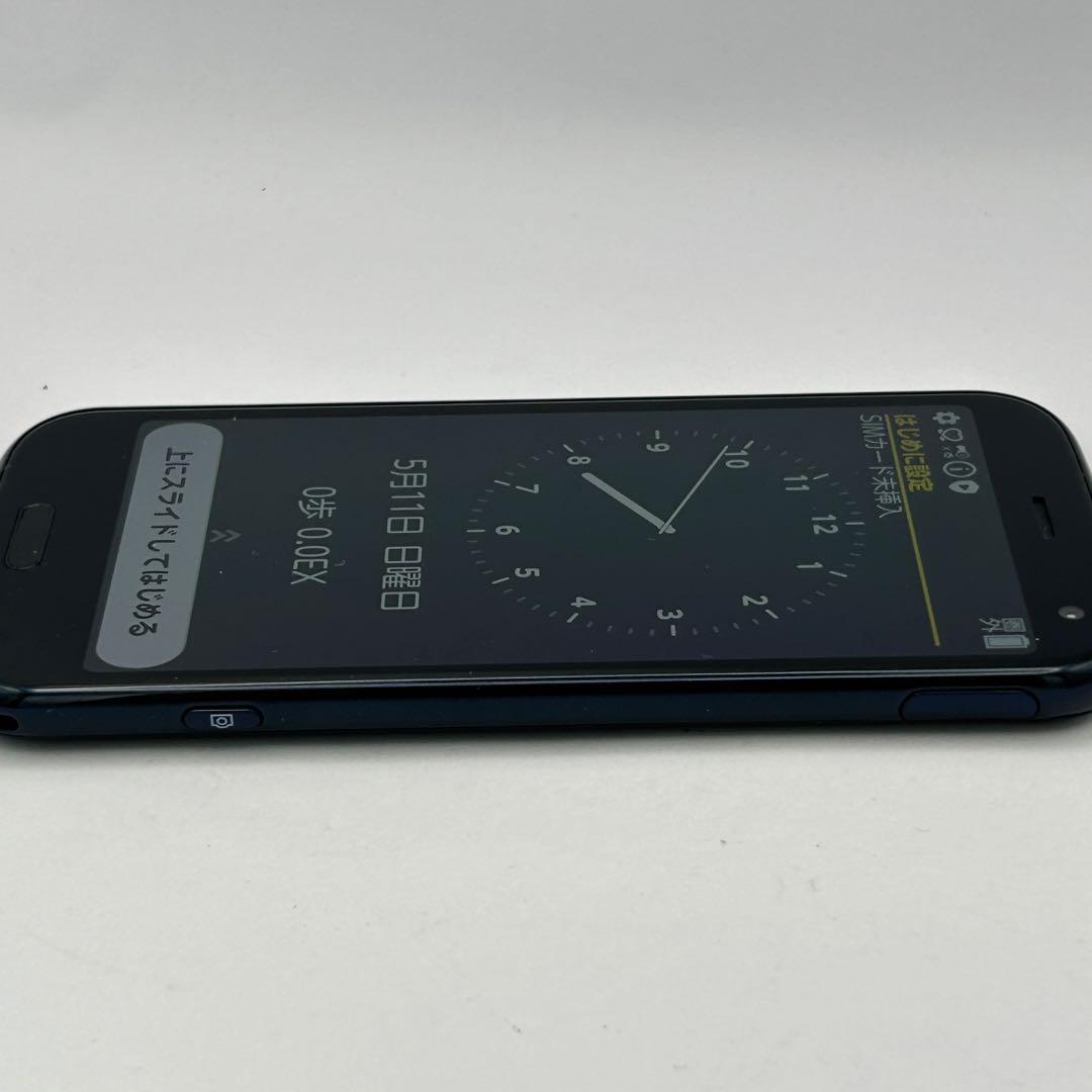 【中古極美品】docomo 美品らくらくスマートフォンF-52B SiMフリー