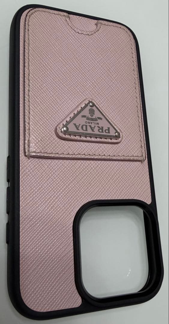PRADA iPhone16PRO用ケース ピンク