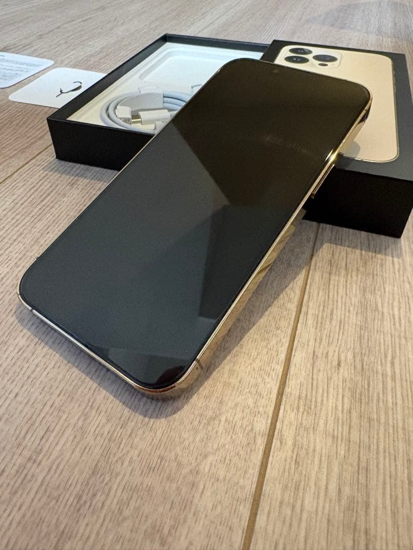 j*r様 Apple iPhone 13 Pro 256GB ゴールド 本体