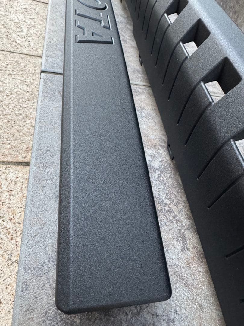 ランドクルーザー250 グリル　モール　リアガーニッシュ　ラプターライナー塗装