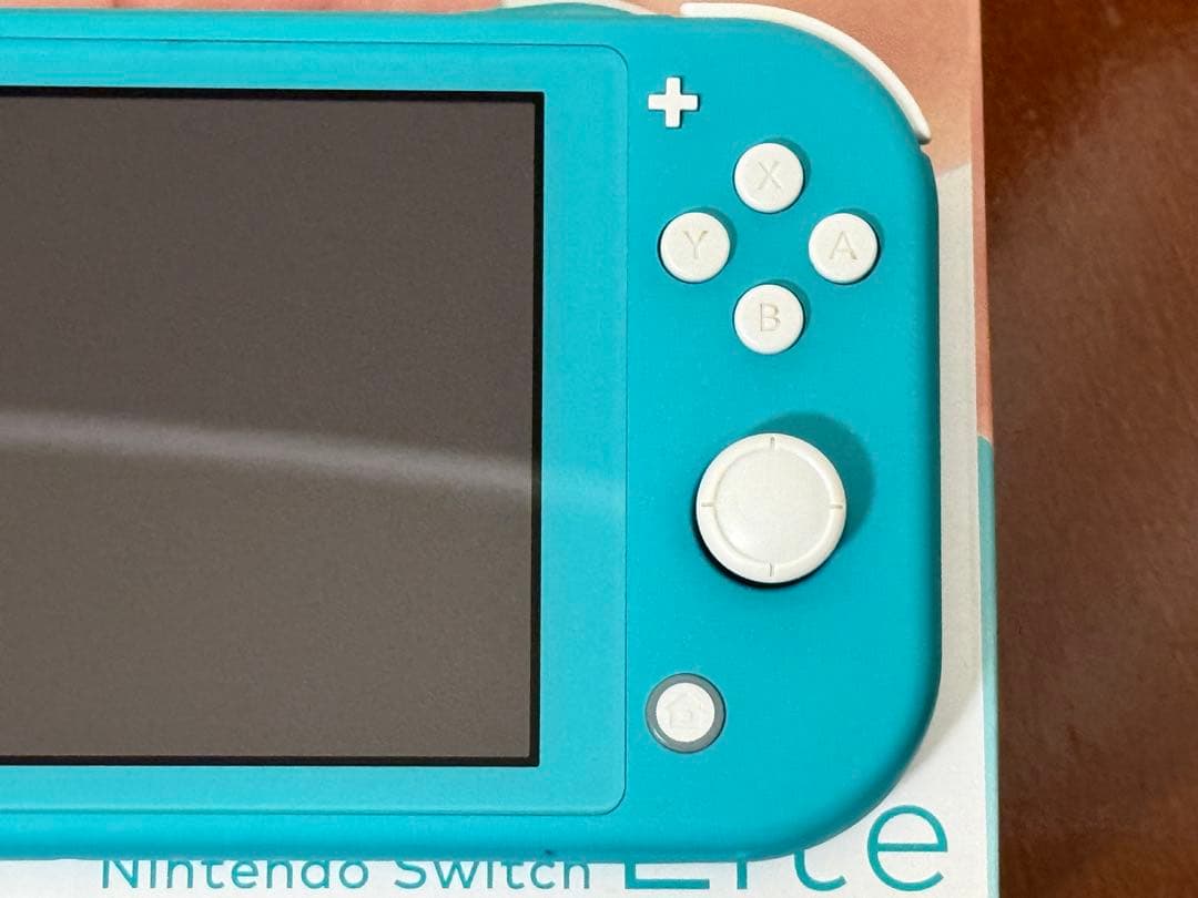 饒*太様 【中古品】Nintendo Switch Lite ターコイズ