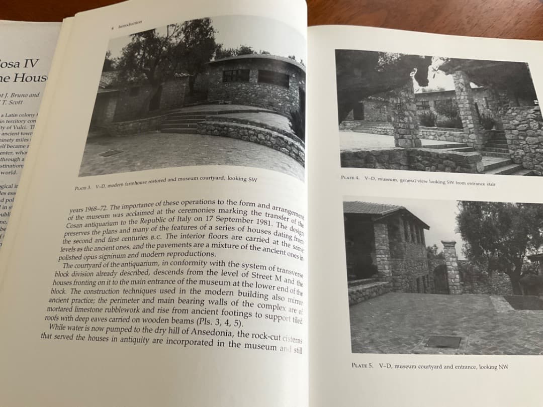 大型本　ローマ時代のCasa 家屋に関する専門書　英文　詳細は説明ご覧ください