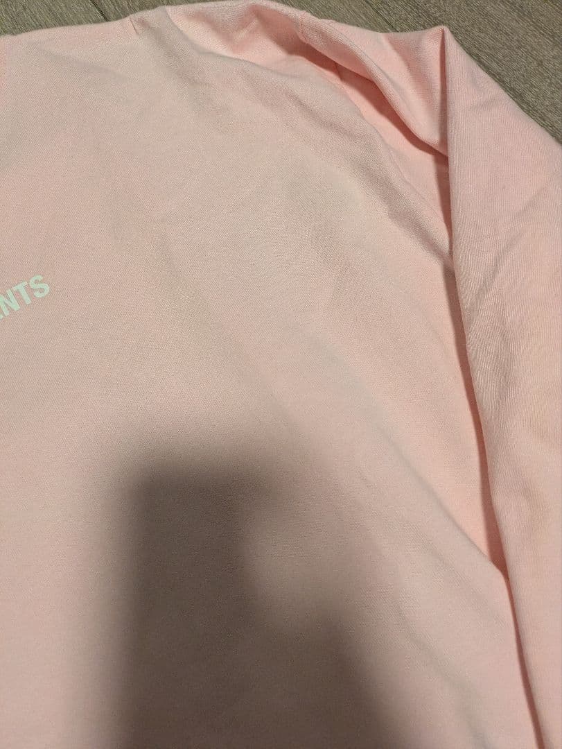 VETEMENTS ロングスリーブTシャツ