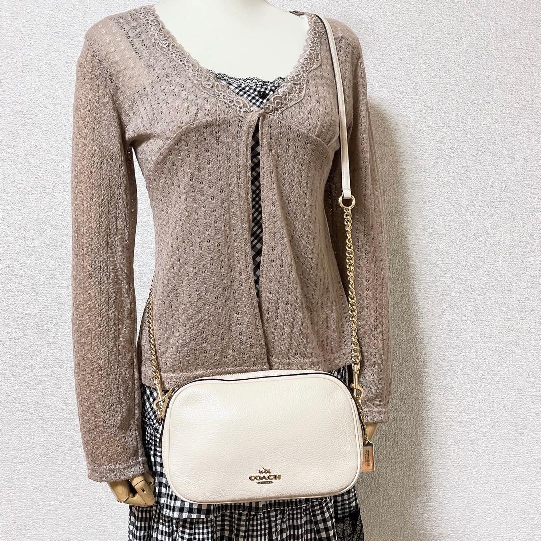 【美品】COACH ショルダーバッグ 斜め掛け カメラバッグ チェーン チャーム