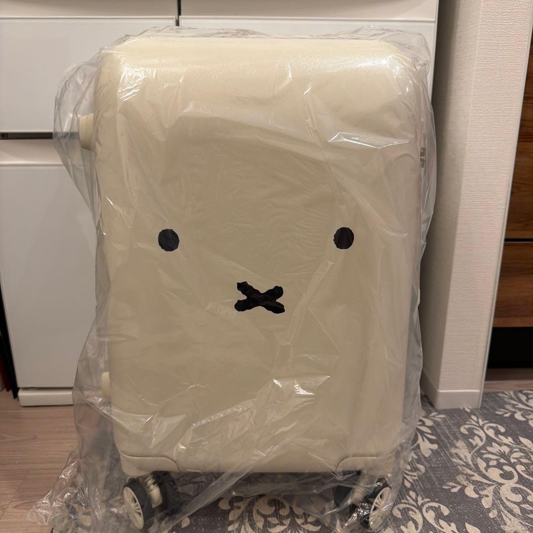 【新品未使用】機内持ち込み可 ミッフィー スーツケース