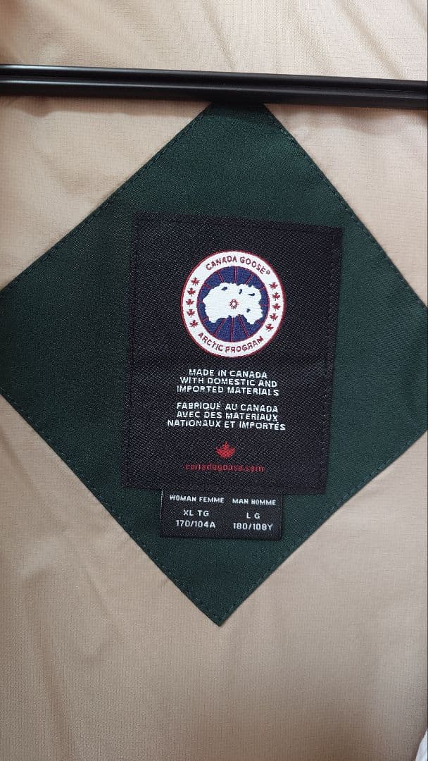 も*ん様 ✅完全未使用新品　カナダグース　ベスト　ＬSize　定価99,000円