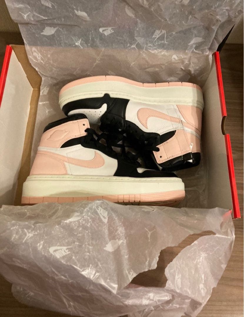 ぴ　エアジョーダン1 ハイ エレベート ピンク