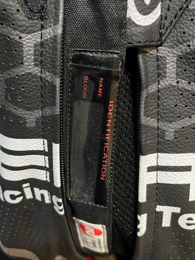 BERIK レーシングスーツ 黒/赤/白