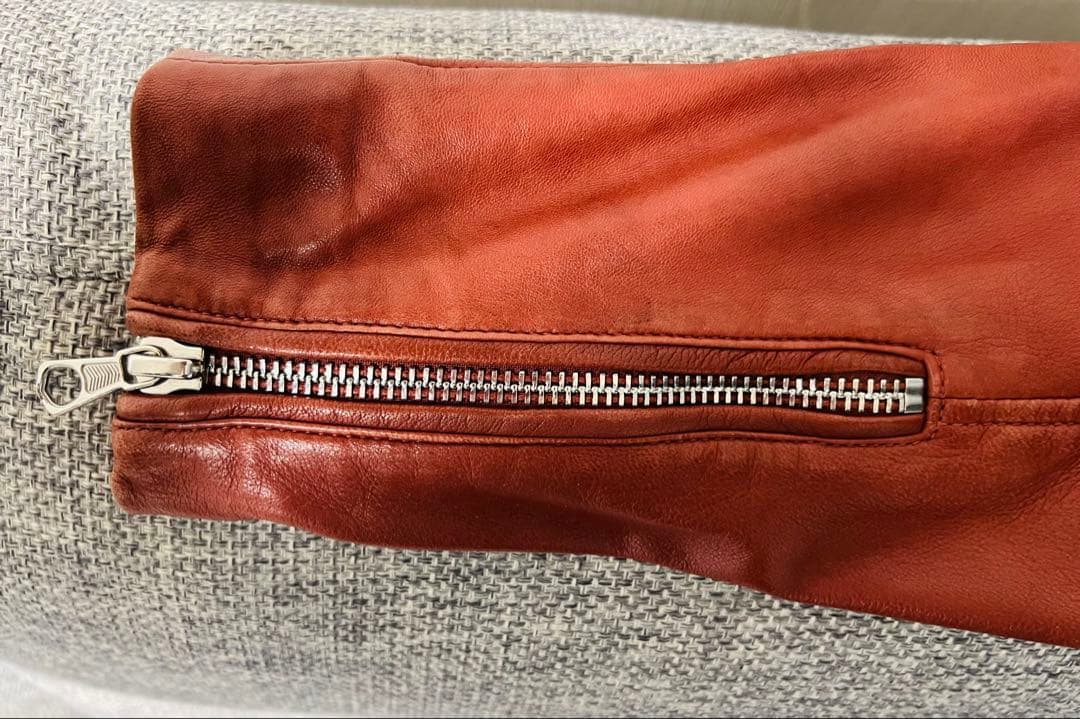 レザー ライダースジャケット 赤