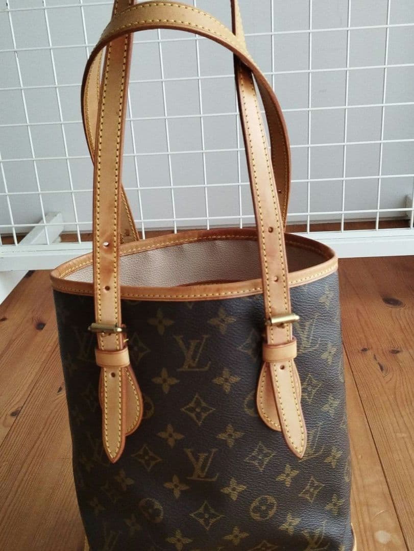 ルイ・ヴィトン M42238 プチ・バケット+ポーチ モノグラム