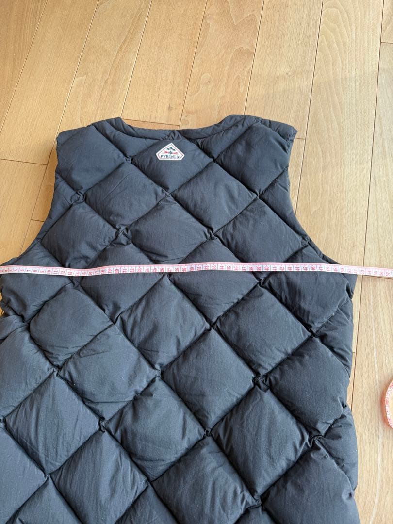 ピレネックス　ダウンベスト