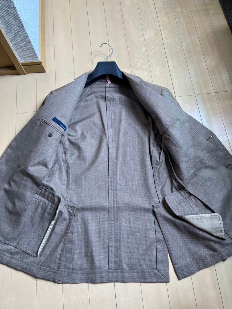 LARDINI ジャガードベージュコットンリネンスーツ