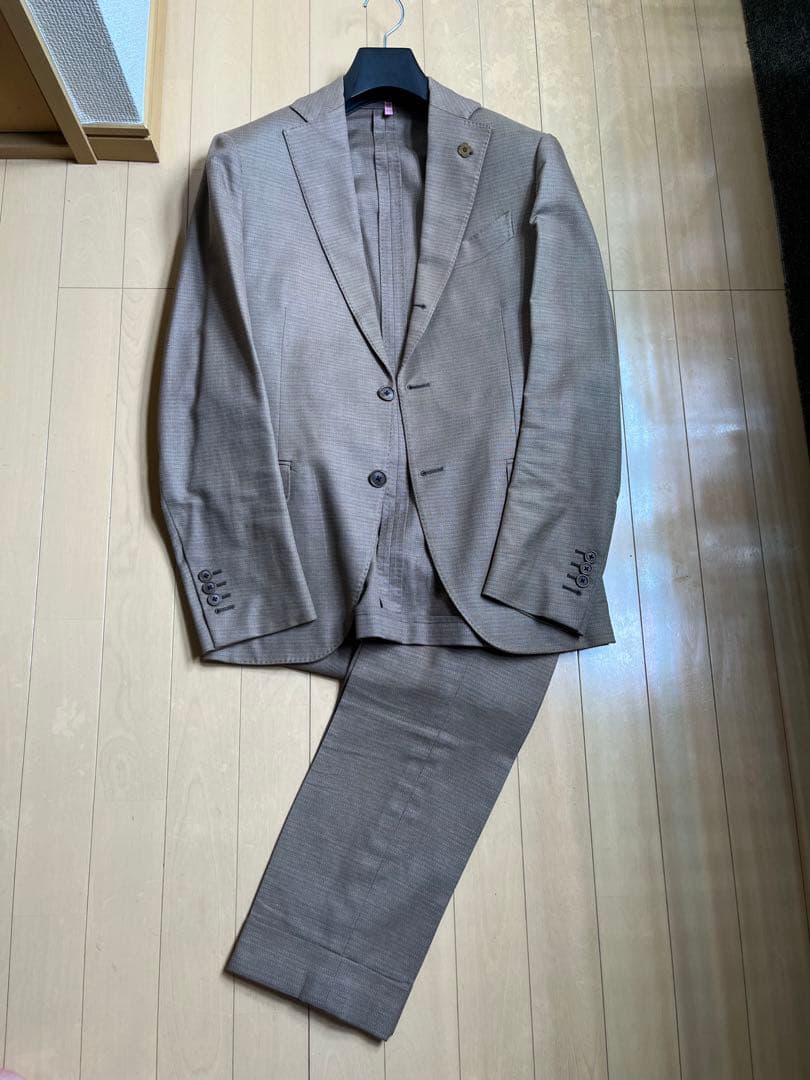LARDINI ジャガードベージュコットンリネンスーツ