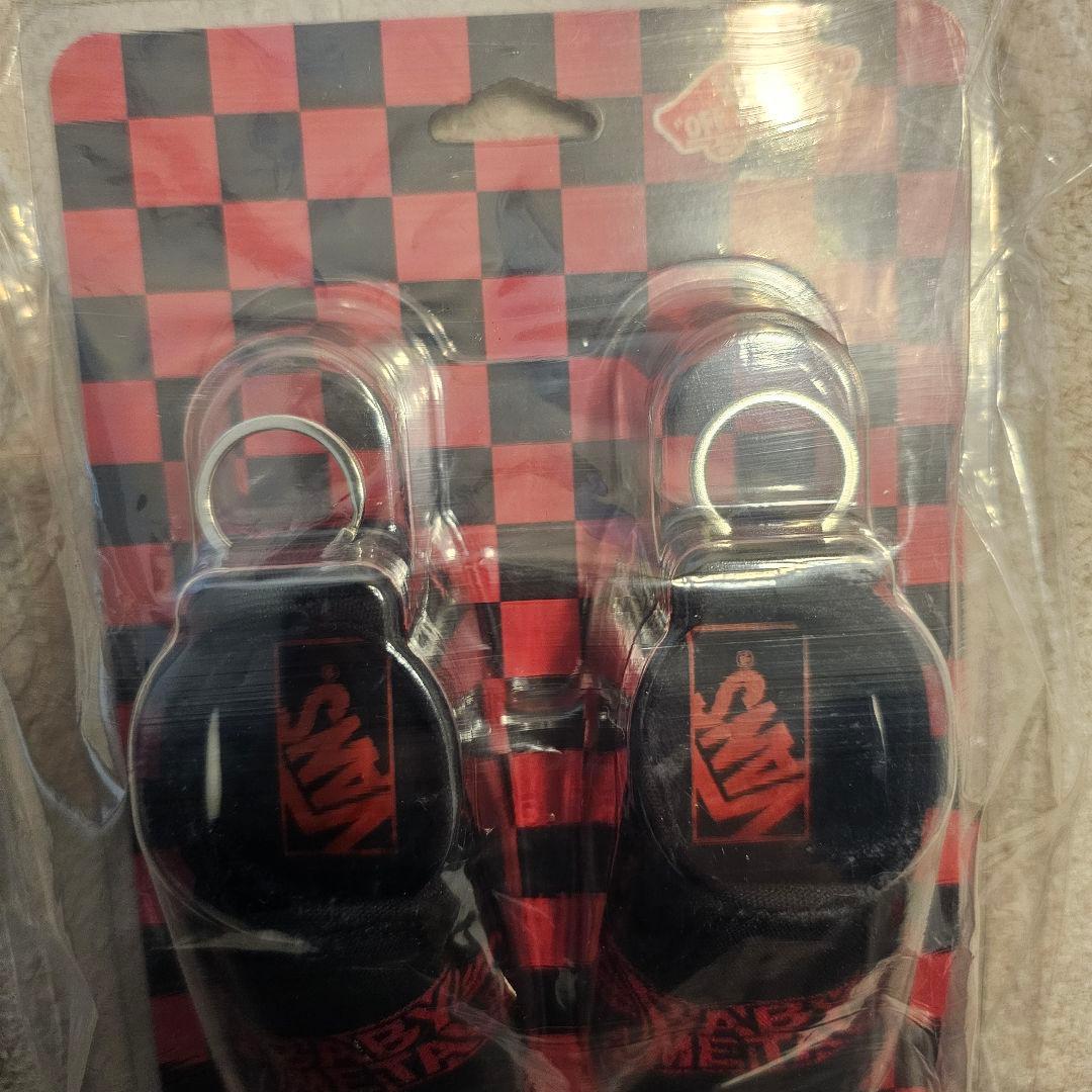 BABYL 11 SLIP ON THE ONE限定 赤/黒