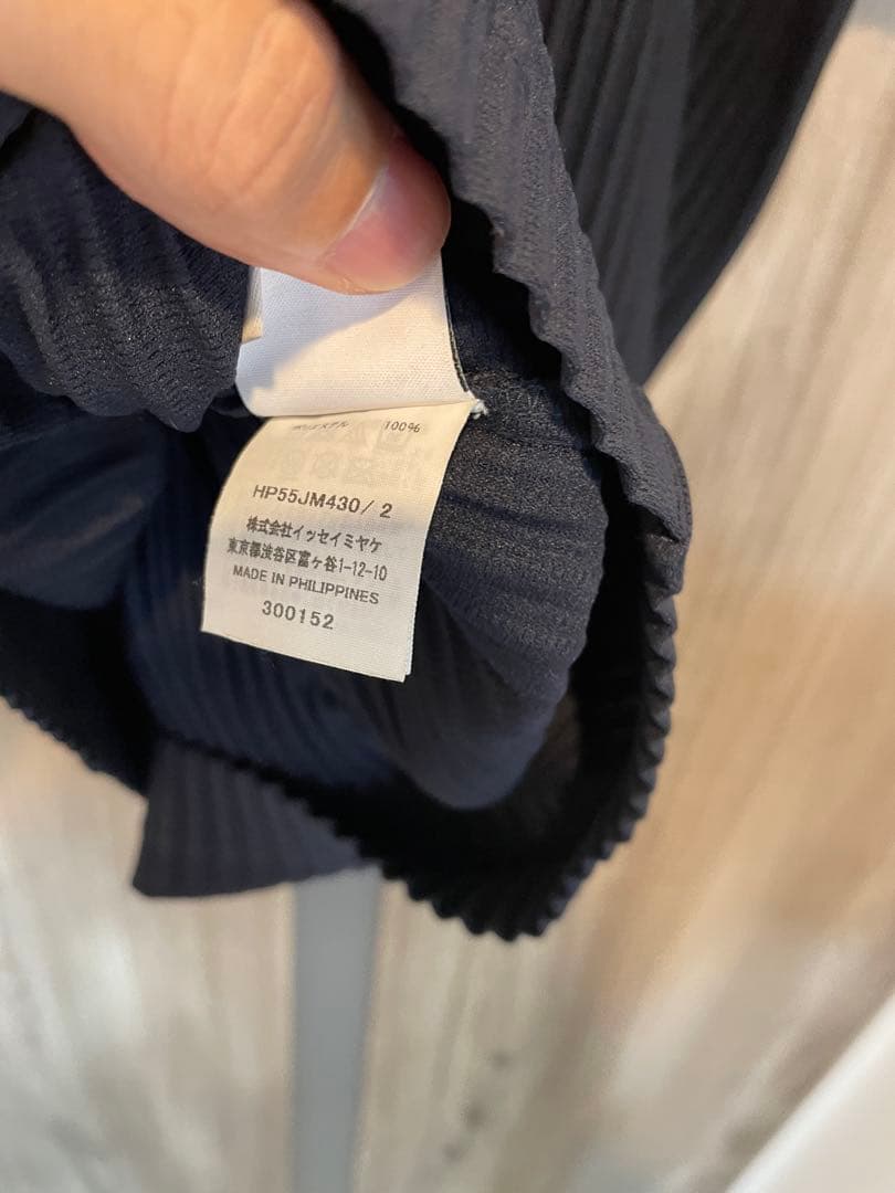 オムプリッセイッセイミヤケ BASICS ポロシャツネイビー