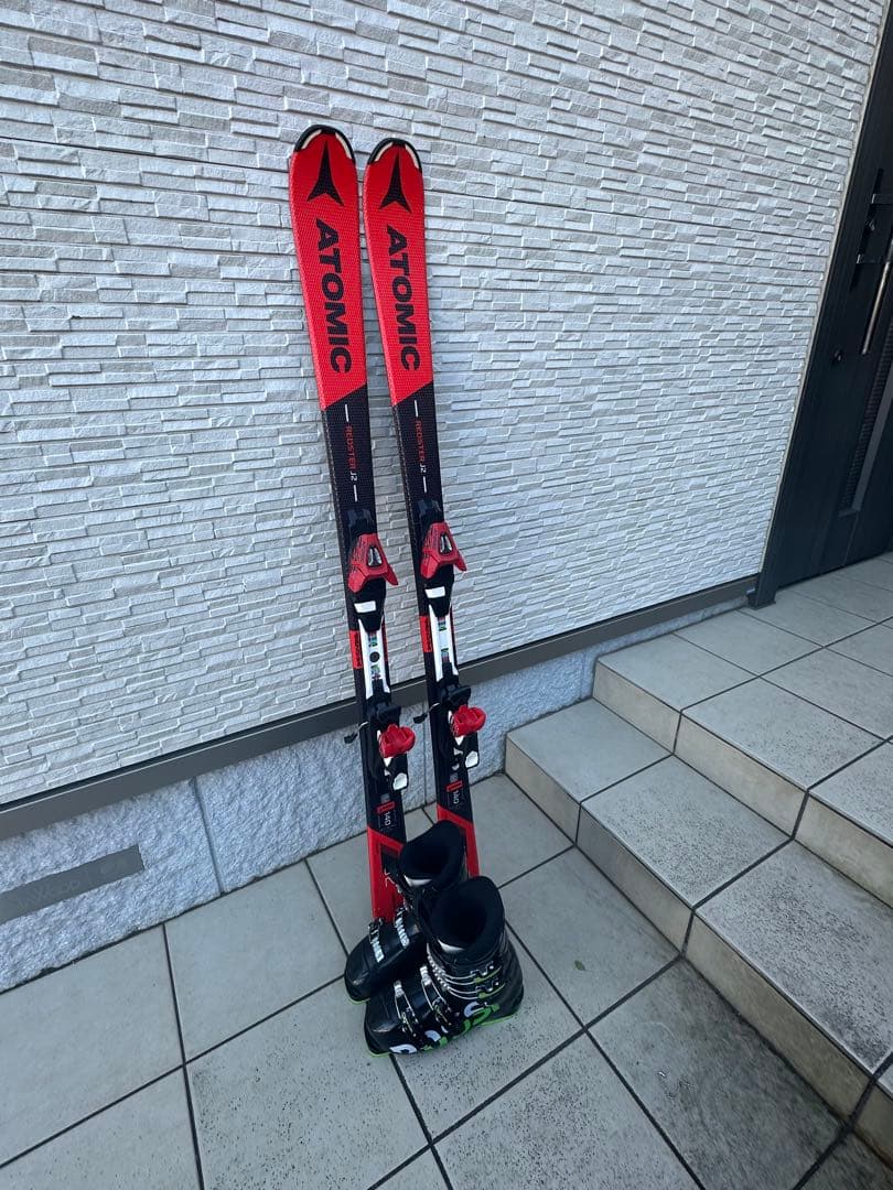 ATOMIC スキー板とロシニョールブーツ24.5セット