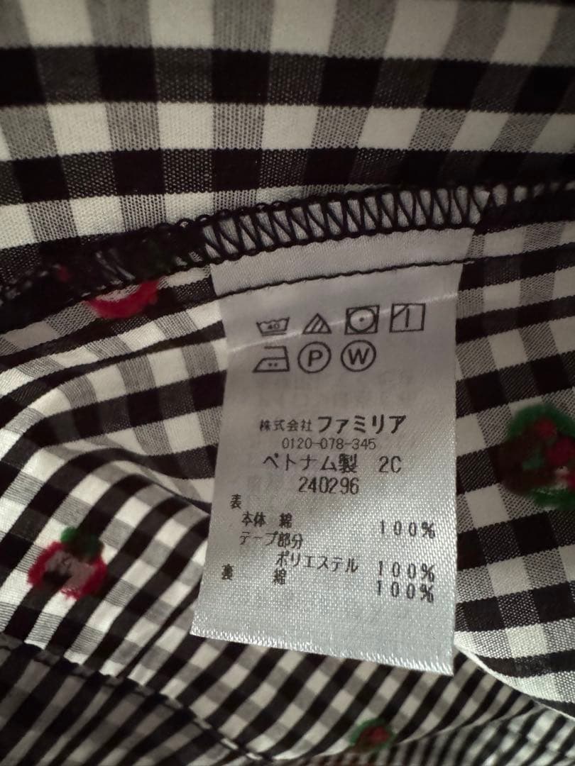 新品未使用familiarギンガムチェック刺繍ワンピース（長袖）