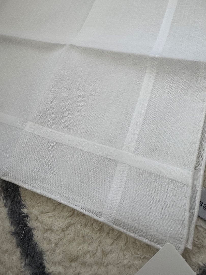 エルメス ホワイト ハンカチーフ Hパッサン