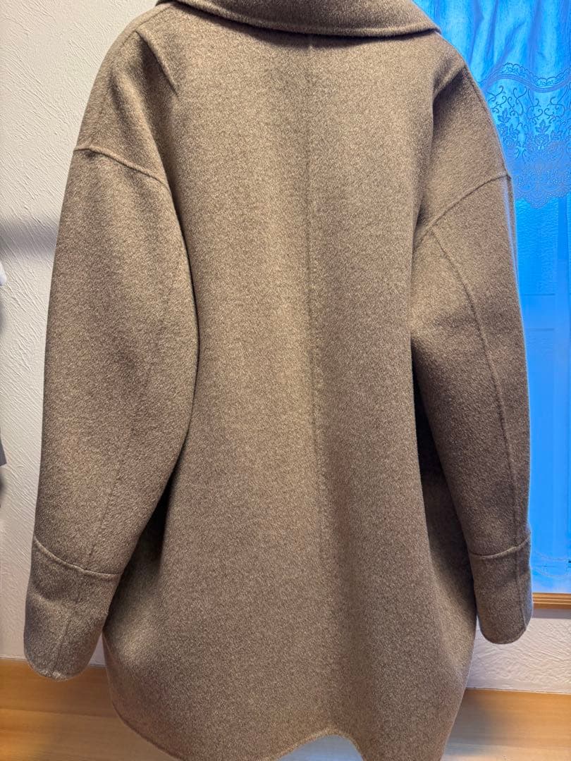 e.n. ベージュ ダブルブレスト ピーコート　ミドル丈　ウール100%