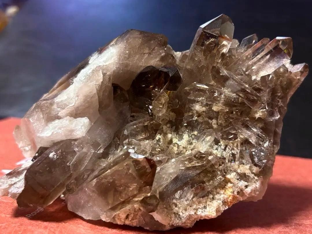 【超キラキラ透明】天然スモーキークォーツ 大きめクラスター 煙水晶(ブラジル産)