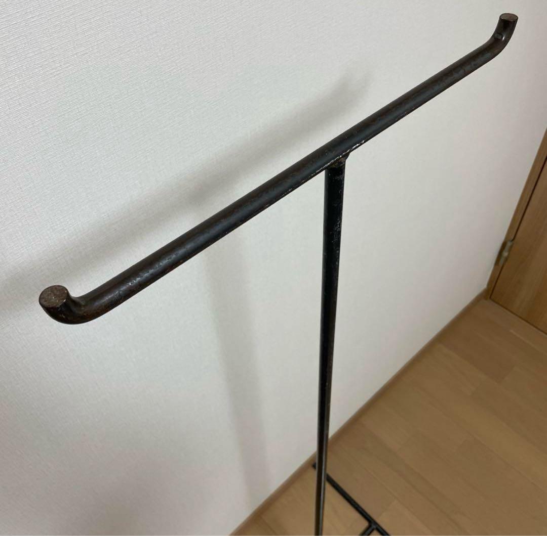 インダストリアル アイアン T字ハンガーラック シャビー 店舗什器 鉄色