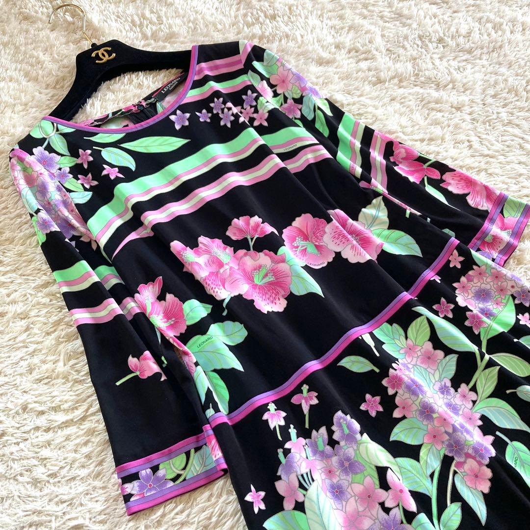 【極美品/近年】レオナール カンカン ボタニカル 花柄トリム フレアワンピース