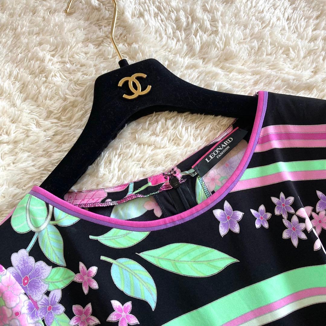 【極美品/近年】レオナール カンカン ボタニカル 花柄トリム フレアワンピース