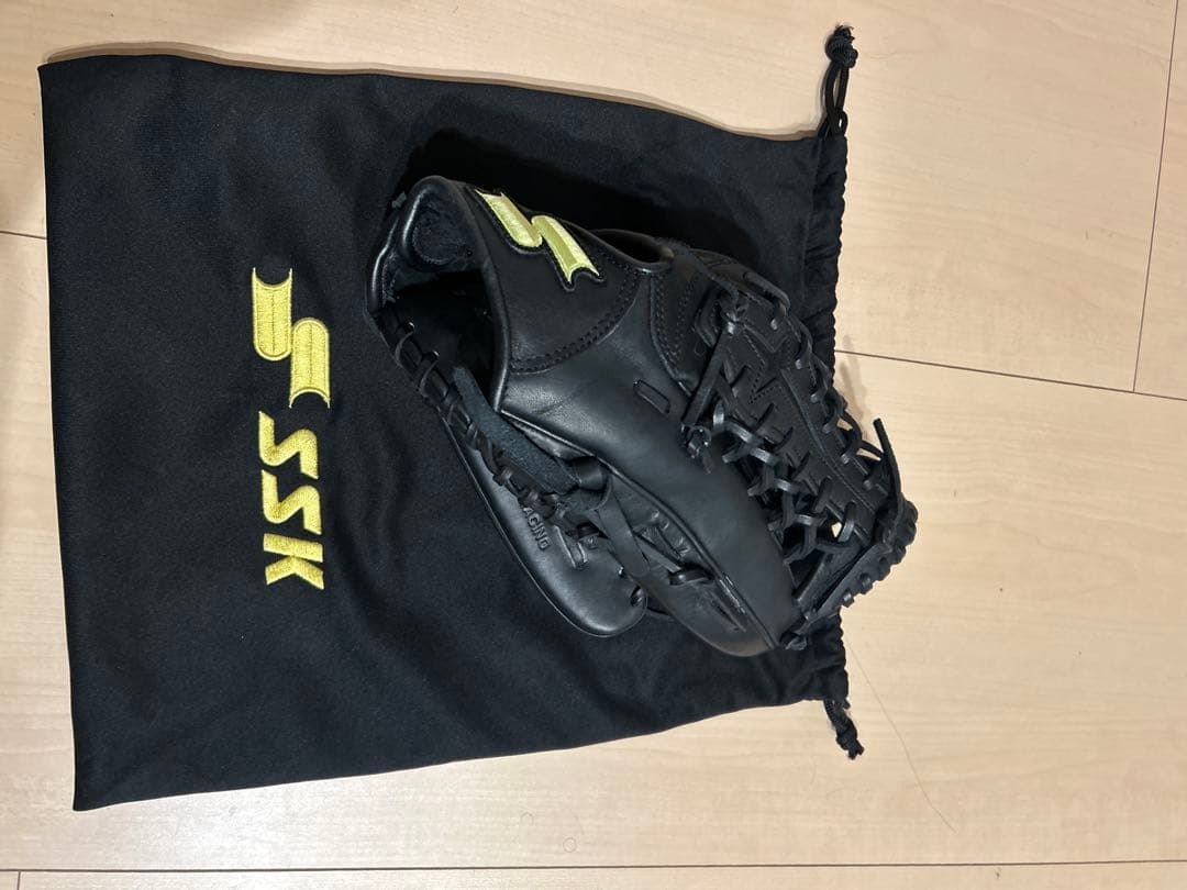 美品　SSK 軟式グローブ　おまけ付き