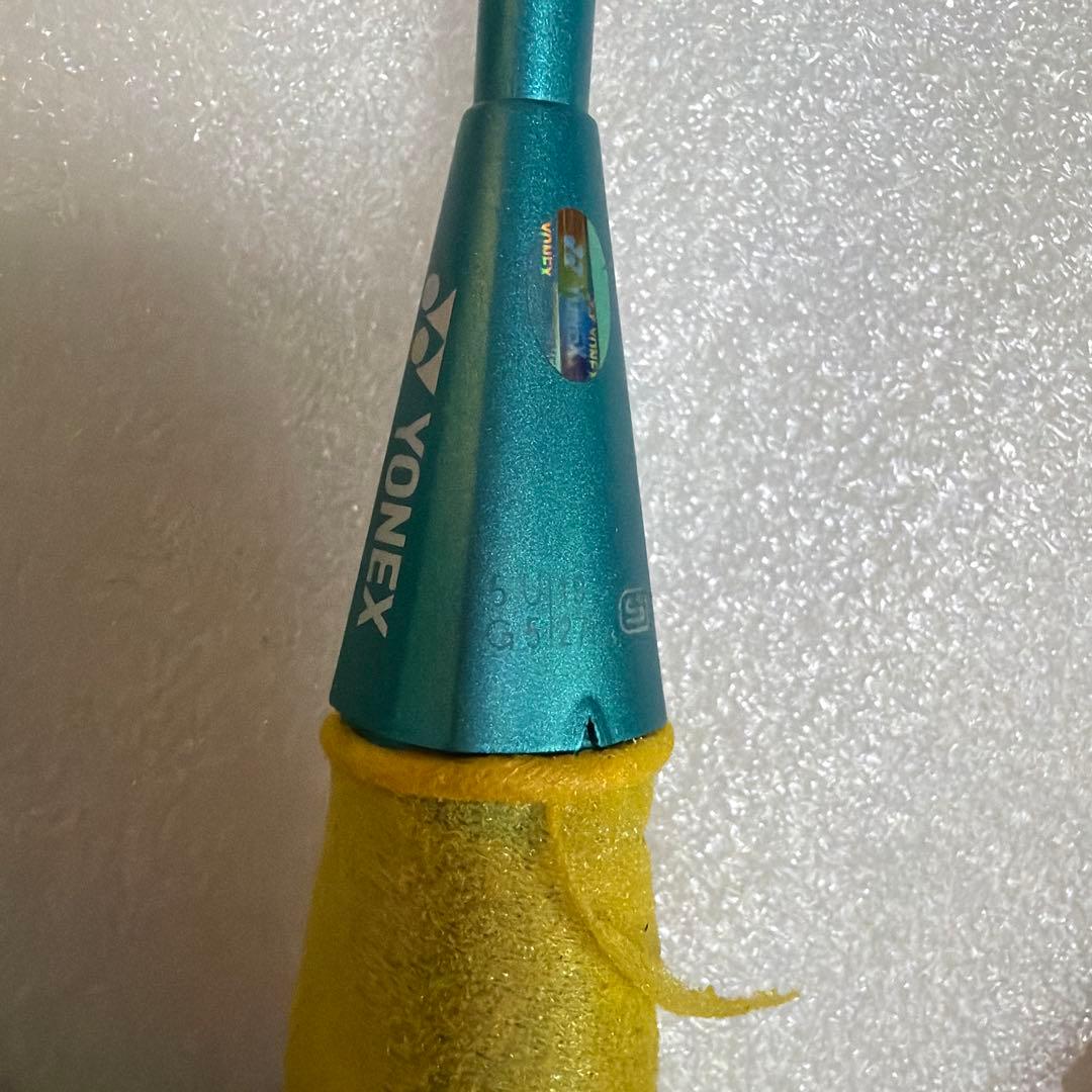 傷あり　ナノフレア700 ブルーYONEX バドミントンラケット