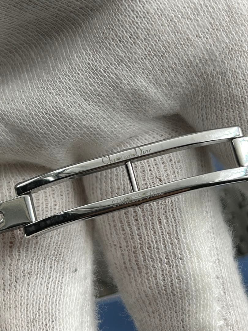 Christian Dior シルバー　文字盤ホワイト　D70-100 美品
