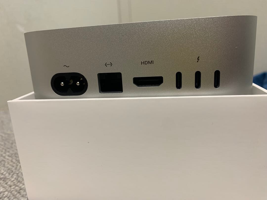 Mac mini m4 16g 256g 使用時間10時間程度