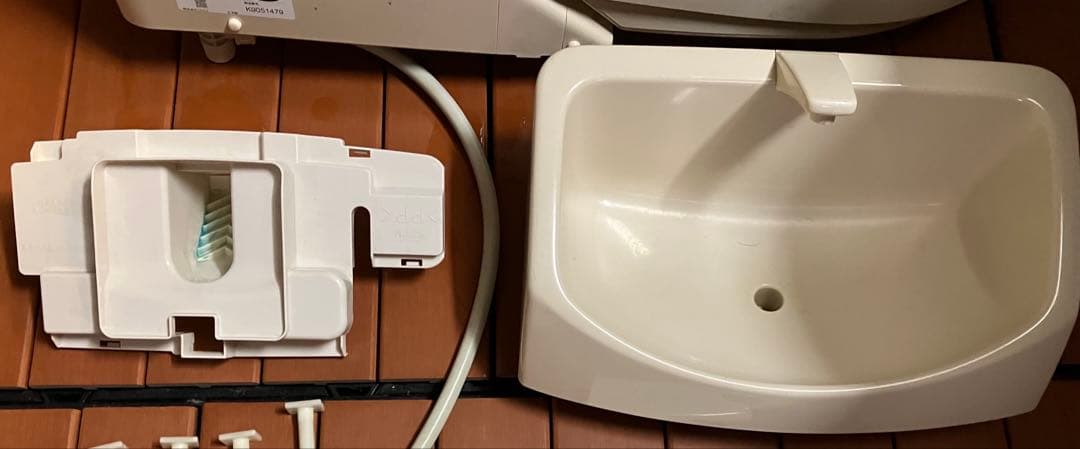 シャワートイレ（INAX）DT-C182U/BU8