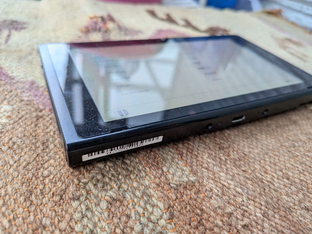 動作品　Nintendo Switch 2019年製/任天堂スイッチ　画面黄ばみ