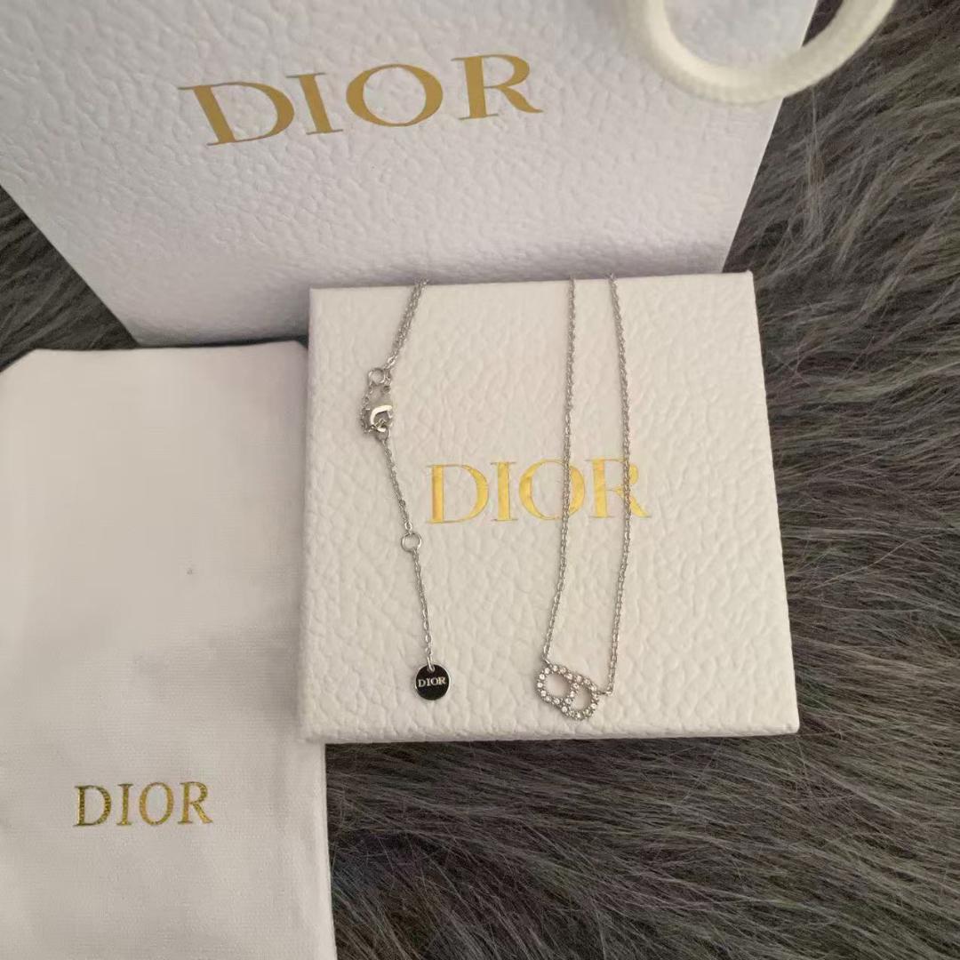 ロゴ ネックレス シルバー