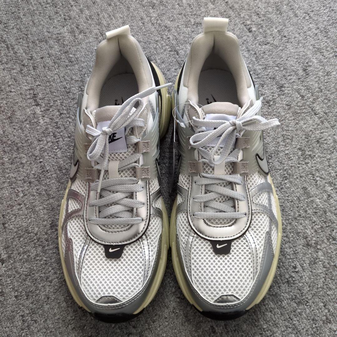 箱付 新品未使用 ナイキ NIKE v2krun V2Kラン 26.0cm