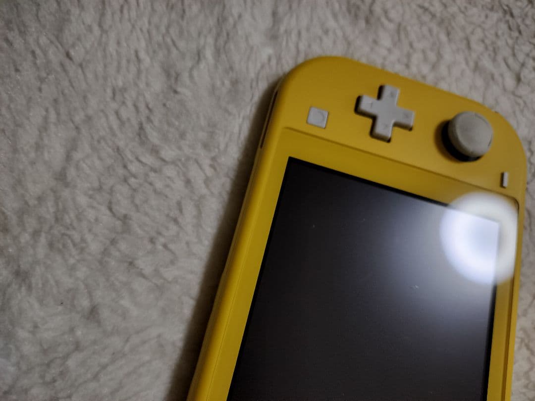 動作品Nintendo Switch Lite イエロー 本体