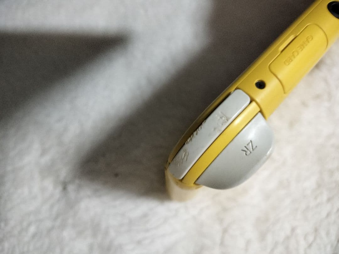 動作品Nintendo Switch Lite イエロー 本体