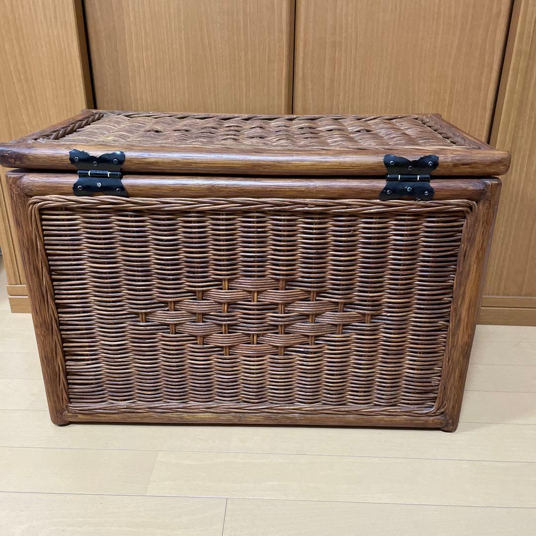 籐　蓋・布張り収納ボックス　コンテナ　アンティーク　アジアン