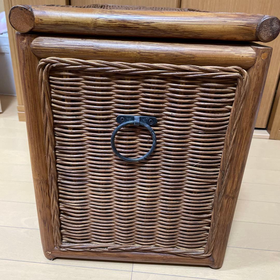 籐　蓋・布張り収納ボックス　コンテナ　アンティーク　アジアン
