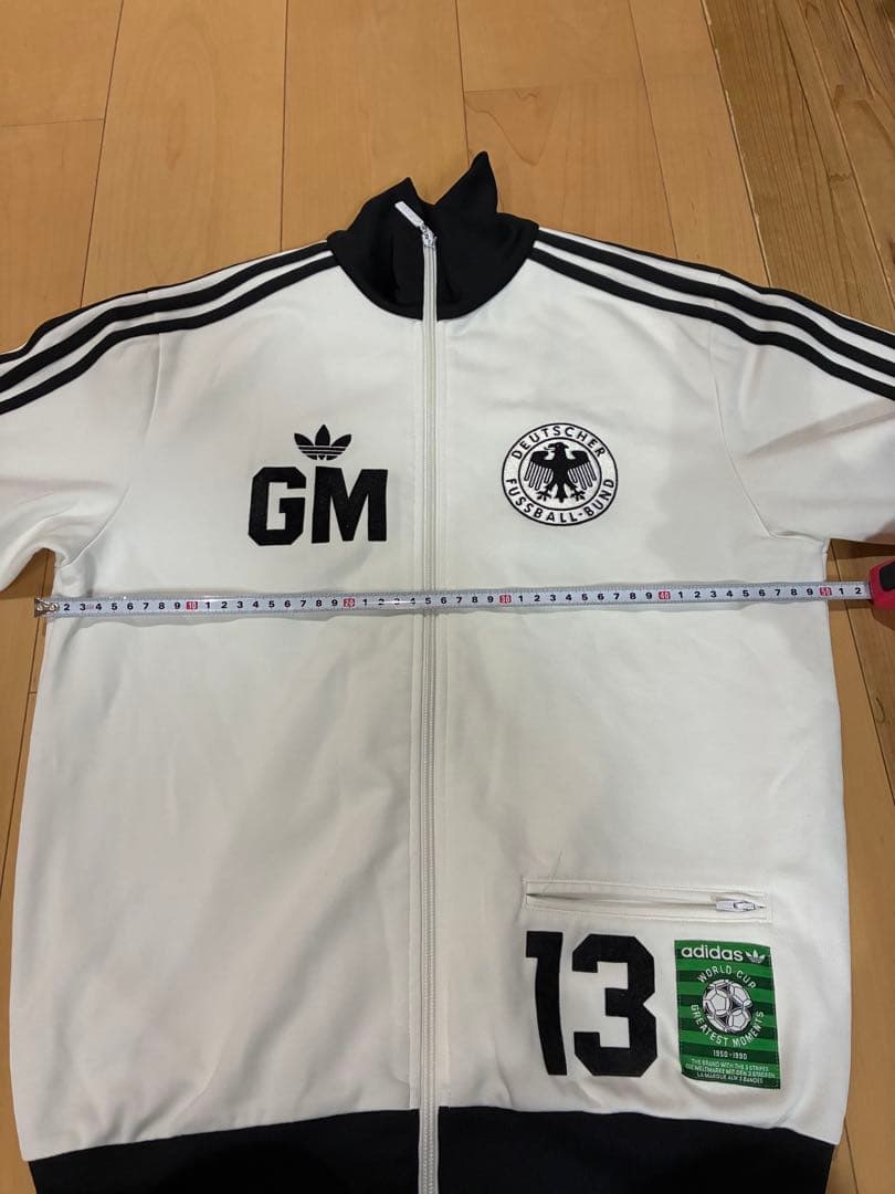 adidas オリジナルスジャージ ドイツ代表　ゲルト・ミュラープリント