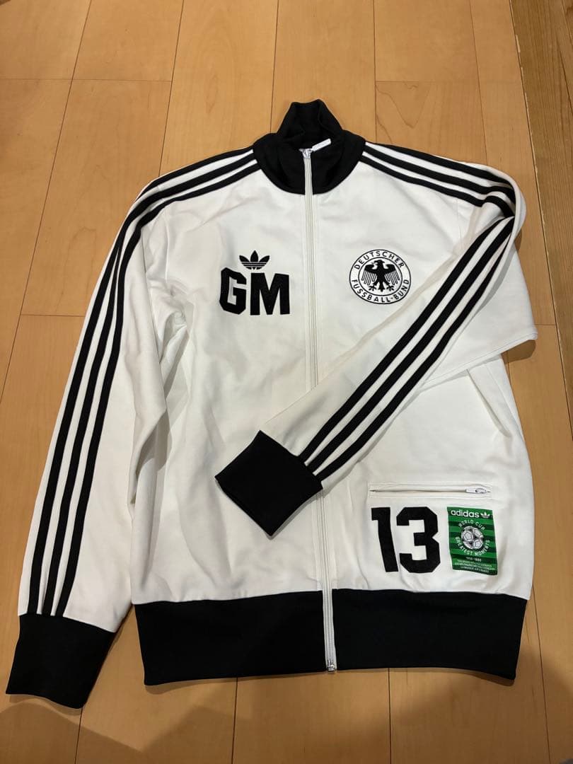 adidas オリジナルスジャージ ドイツ代表　ゲルト・ミュラープリント